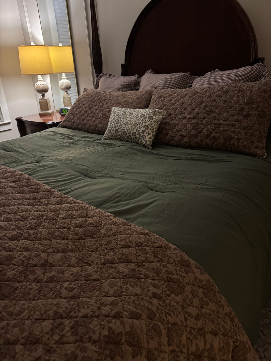 Customer photo review of Clem in Multicolor - 18" | 22"