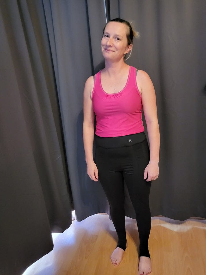 Customer photo review of 1 x Resistance Band Leggings