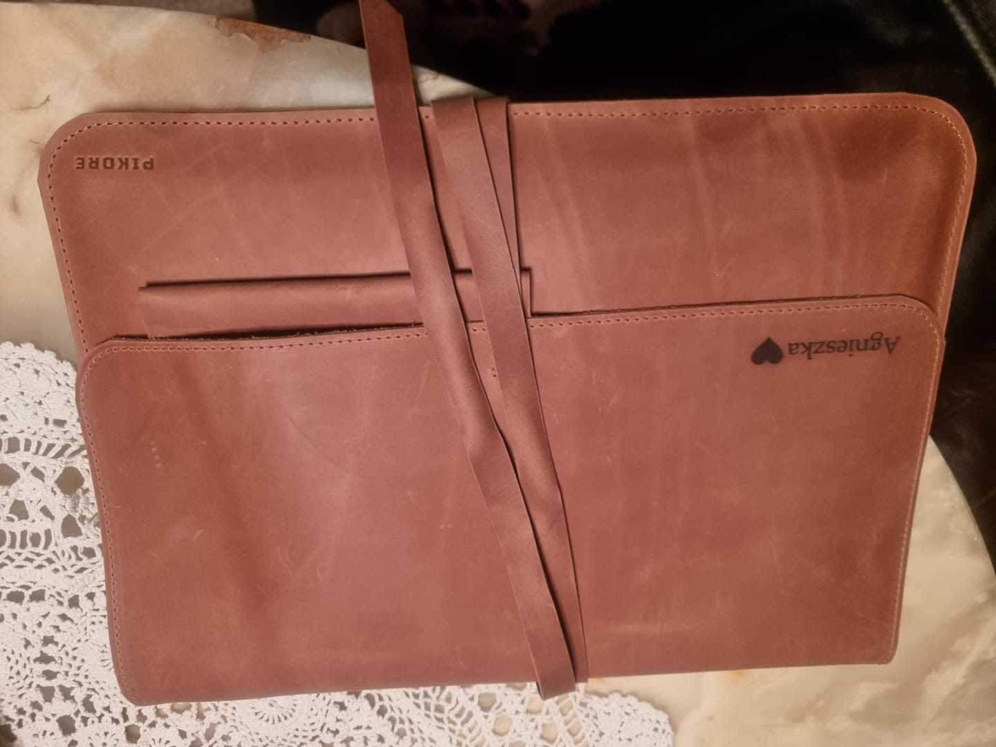 Customer photo review of Laptop Sleeve GripTie