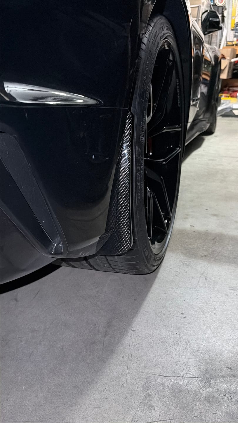 Customer photo review of Corvette C8 Z06 / E-Ray XL Extended Splash Guard