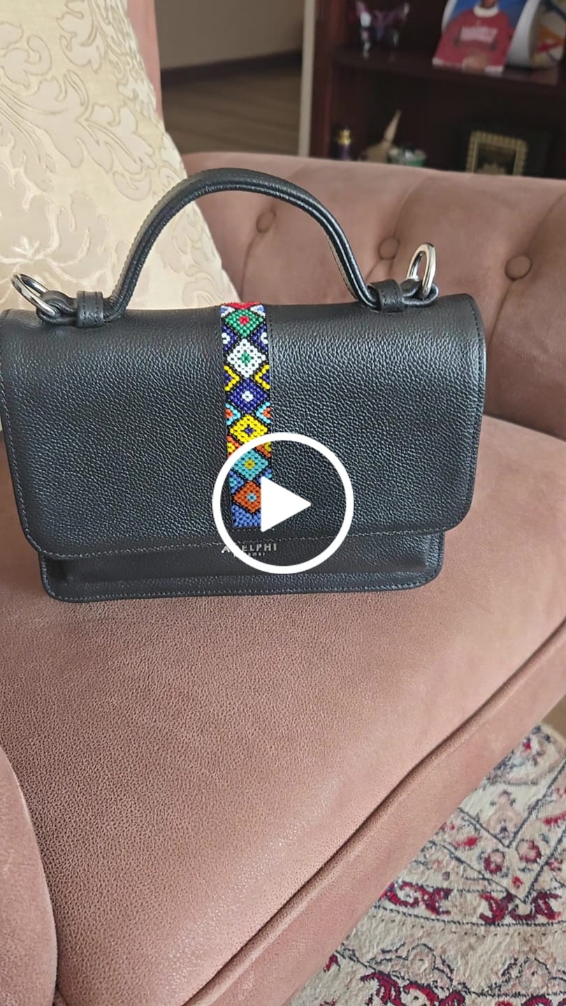 Customer video review of Top Handle with Flap Beaded