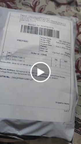 Customer video review of “Mayur 22k Hallmark Red Divya Shringar Bangle” (2 pis)