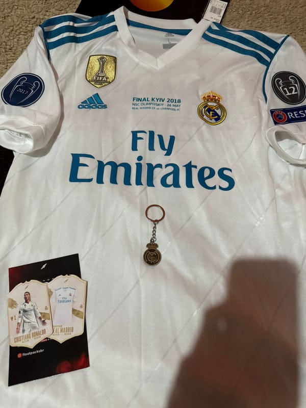 Customer photo review of Camisa Real Madrid I 2017/18