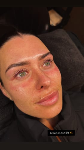 Reviewer showing laminated brows and lifted lashes after using the Cysteamine Brow & Lash Lamination Kit.