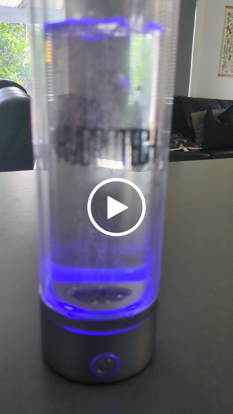 Customer video review of Hydrogen Water Bottle