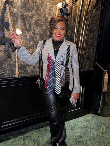 Customer photo review of SAVIOR-BLUEMULTI TIE BLAZER