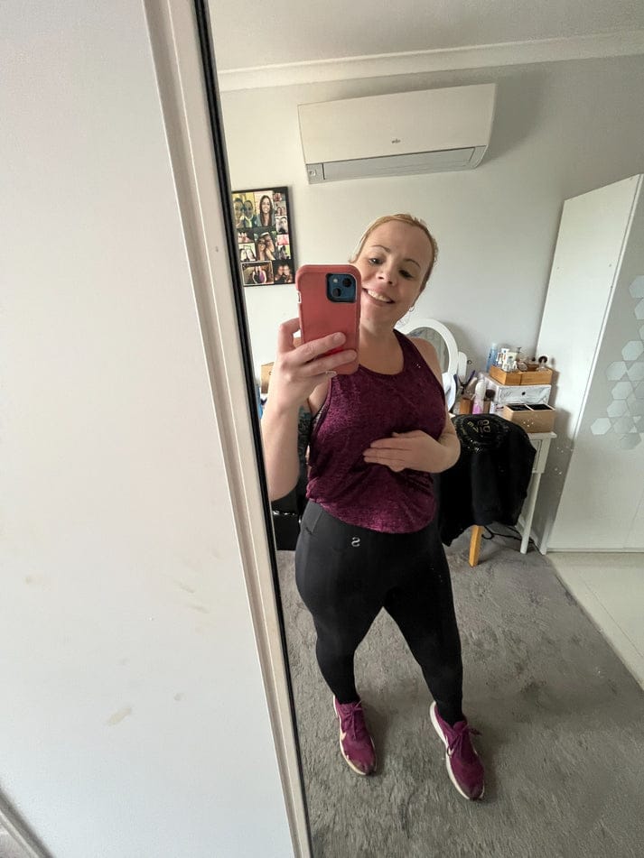 Customer photo review of 1 x Resistance Band Leggings