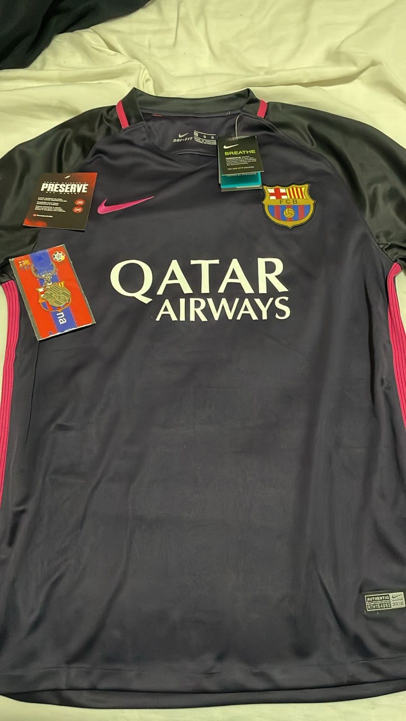 Customer photo review of Camisa Barcelona II 2016/17