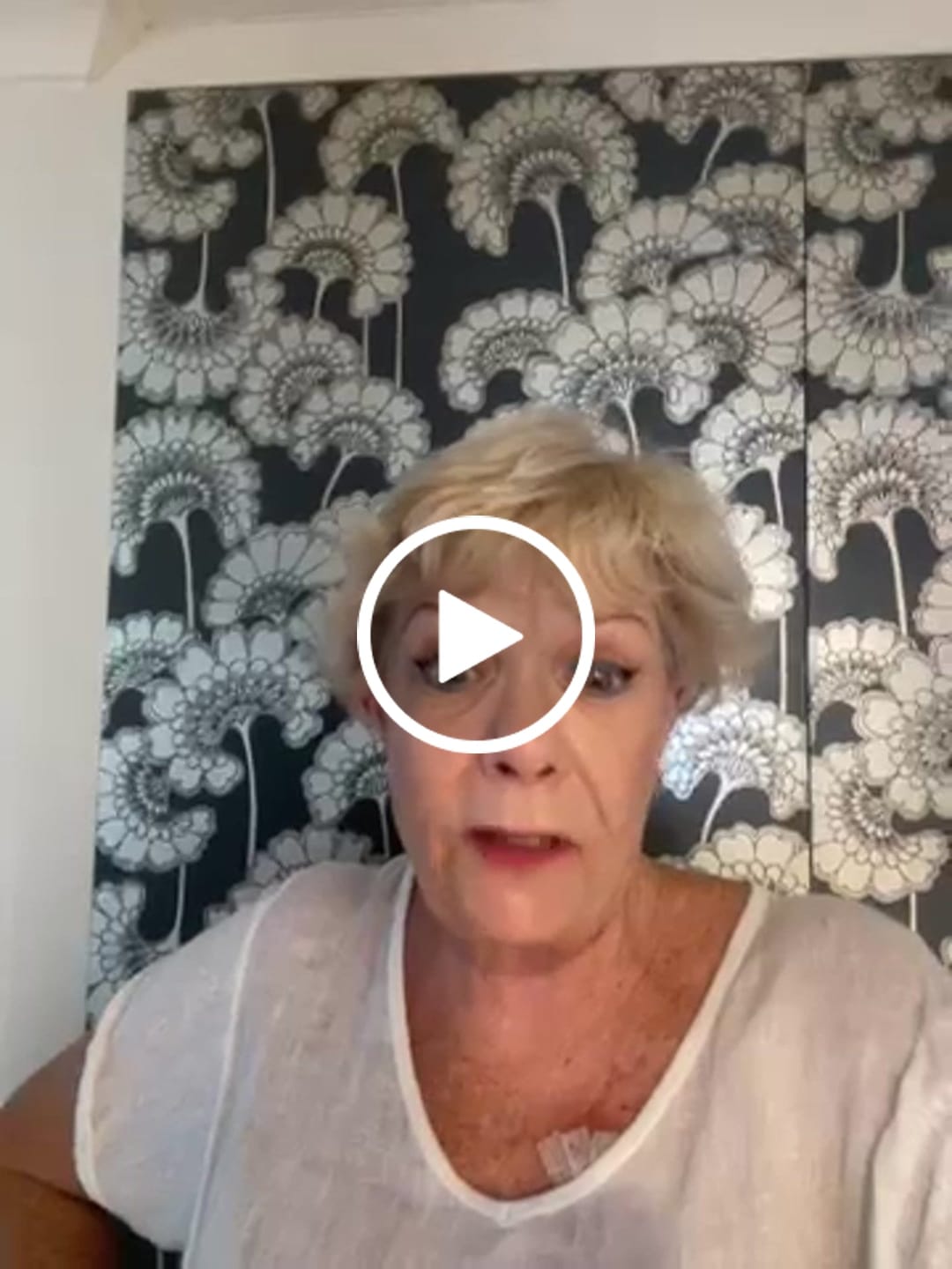 Customer video review of drNC CONCENTRATED HYDRATION+