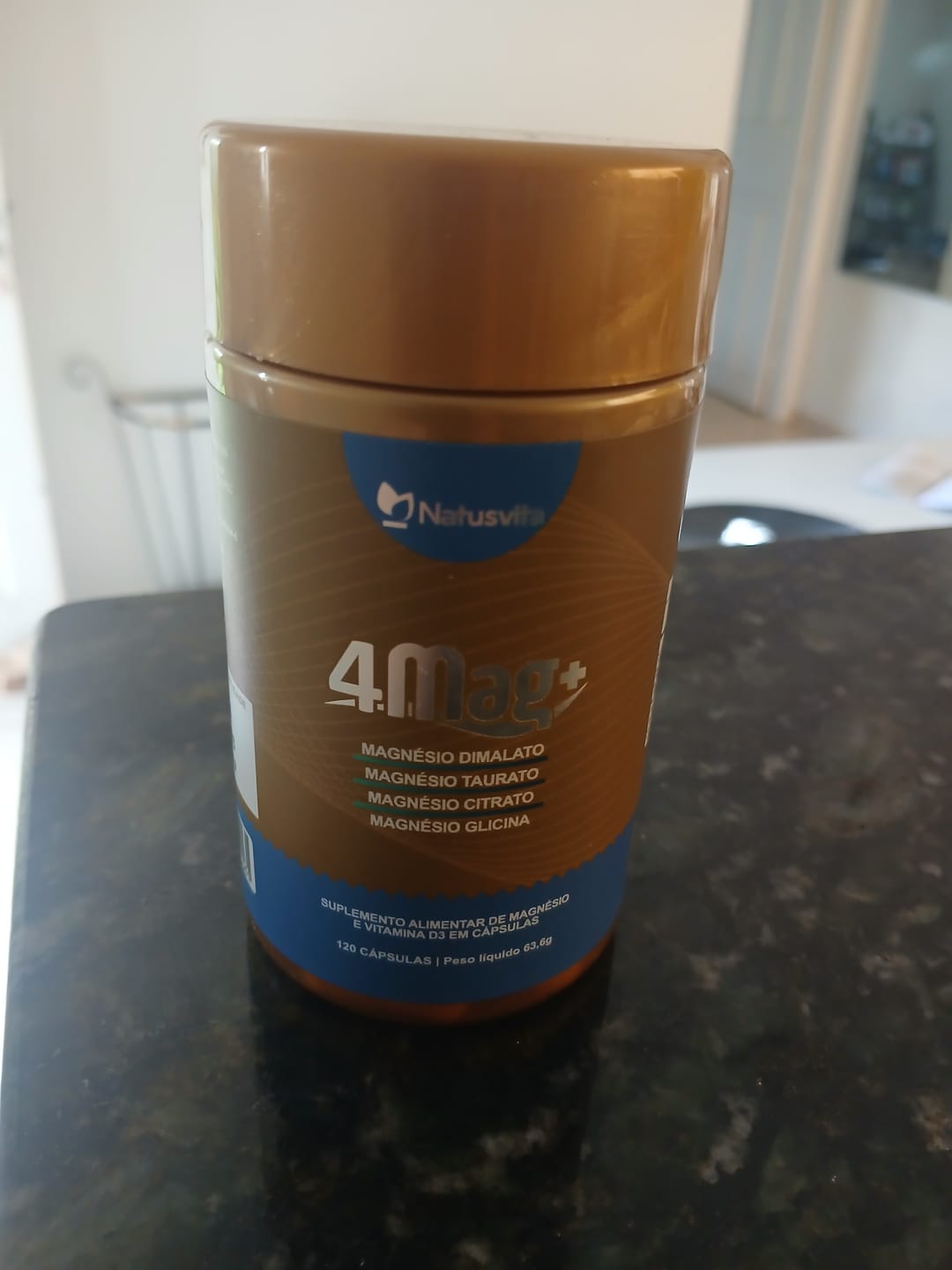 Customer photo review of 4MAG Complexo de Magnésios Glicina, Dimalato, Citrato e L-Taurato. 120 cápsulas