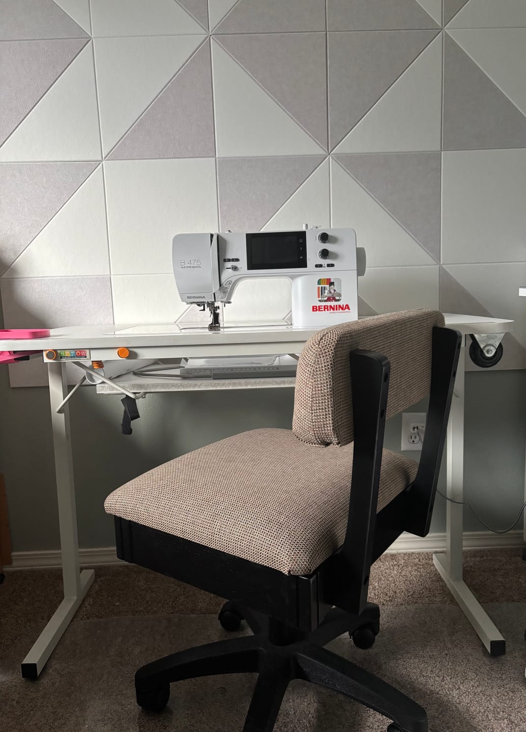 Customer photo review of Arrow Hydraulic Sewing Chair