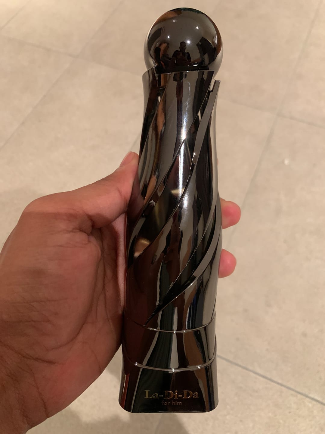 Customer photo review of Arabiyat Prestige La Di Da Eau De Parfum For Men