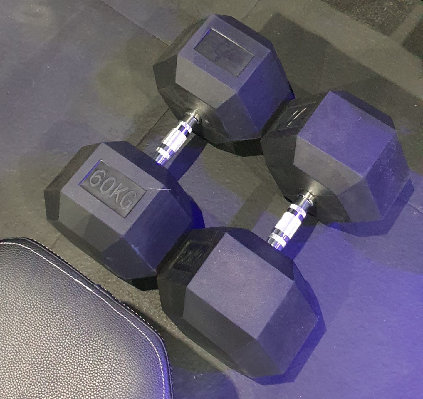 Customer photo review of Strength Shop Hex Dumbbells, 1-75kg / 100kg