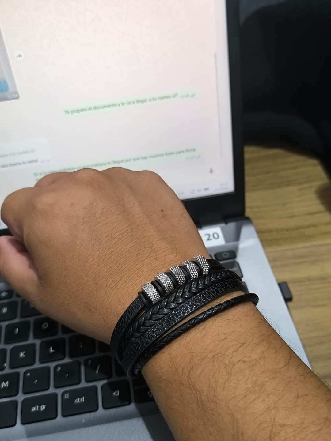 Customer photo review of PULSERA CUERO STEEL
