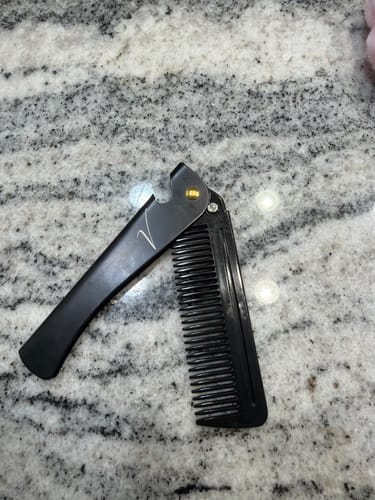 Customer photo review of Vivonostra™ Hair Comb