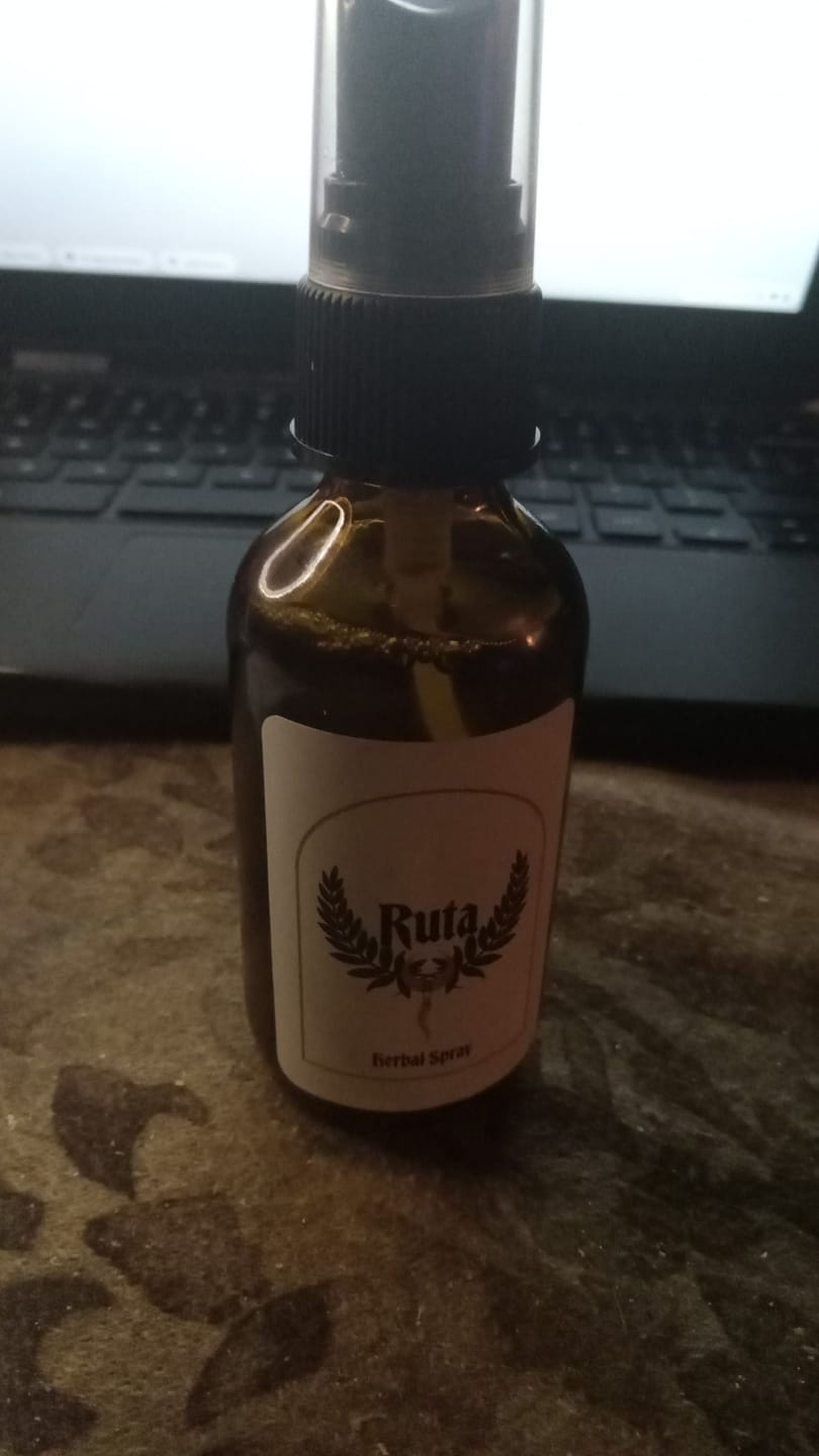 Customer photo review of Ruta - Herbal Ally Spray