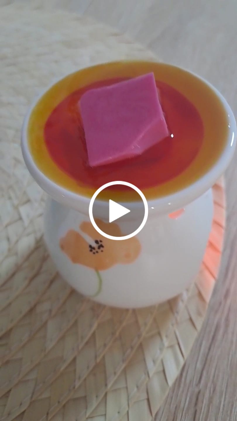 Customer video review of Fragancia FRESA & NATA