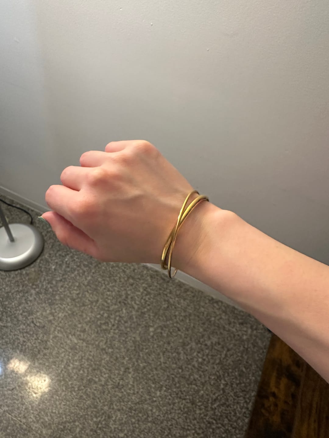Customer photo review of Eva Gold Twist Bracelet