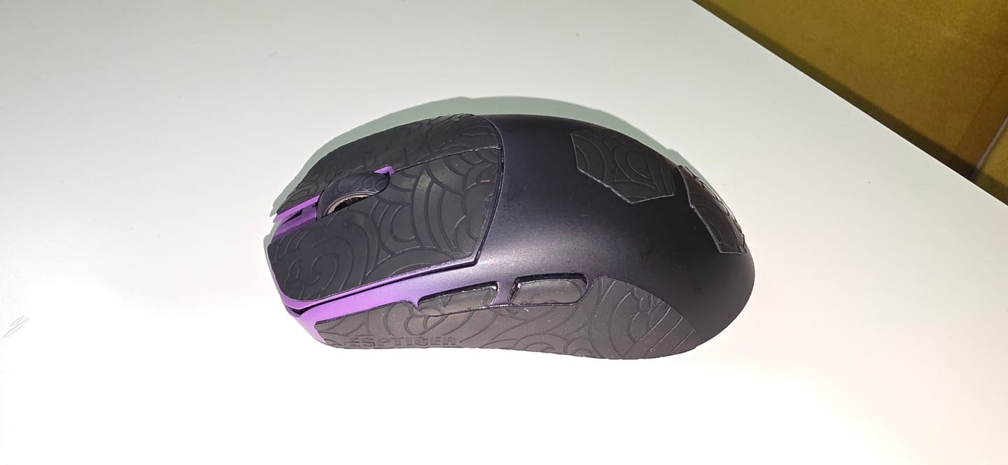 Customer photo review of ESPTiger Oriole Grip Tape
