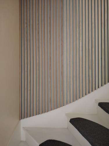 Customer photo review of Panneau Acoustique Bois Chêne Feutrine Blanc 260 Akupanel