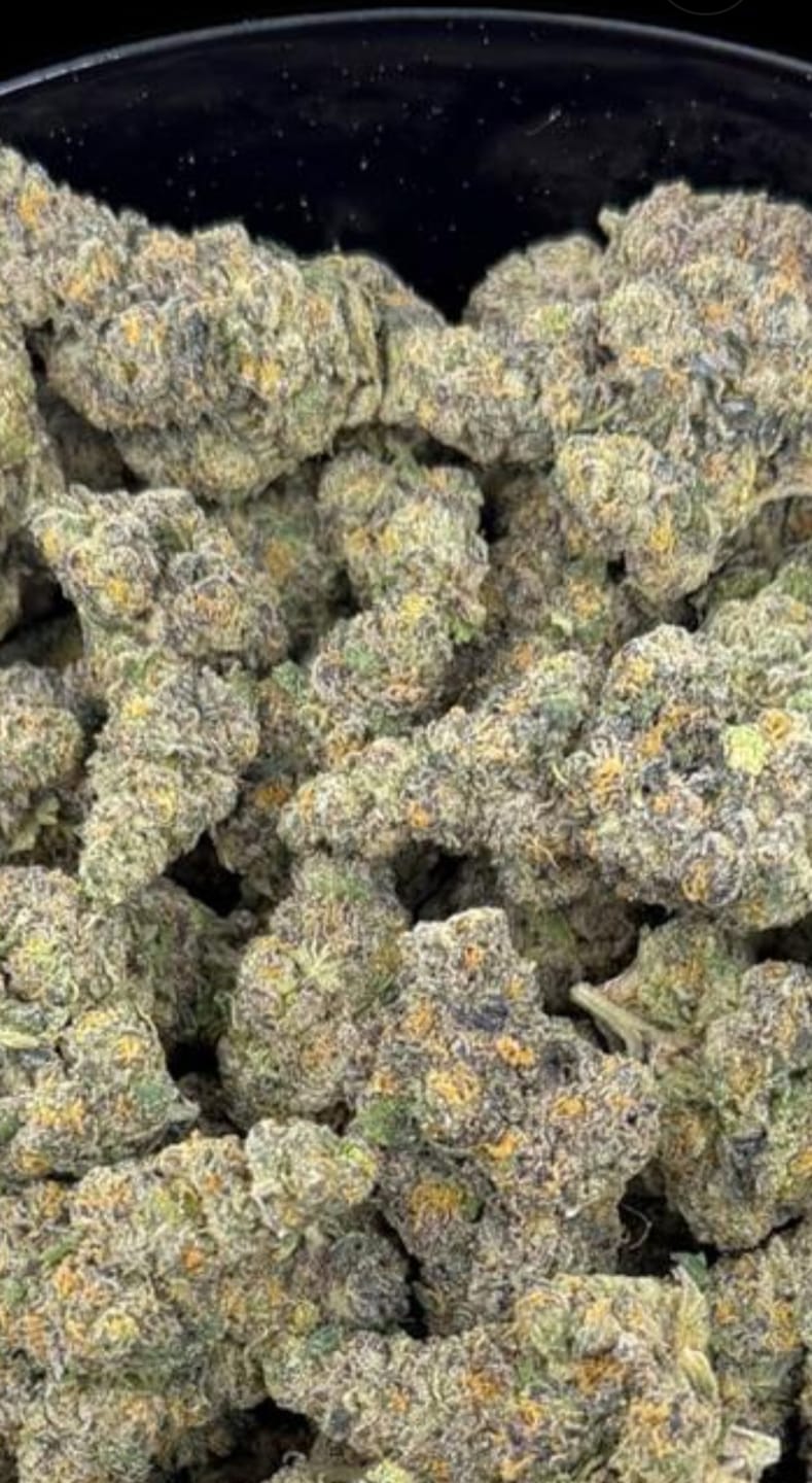 Customer photo review of Permanant Chimera Exotic THCA