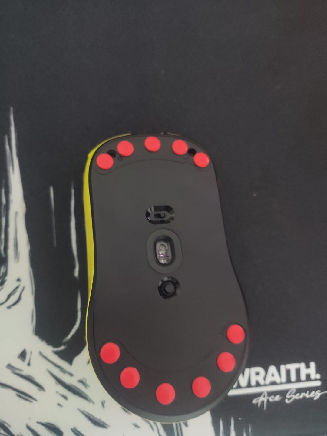 Customer photo review of X-Raypad Obsidian Mouse Skates