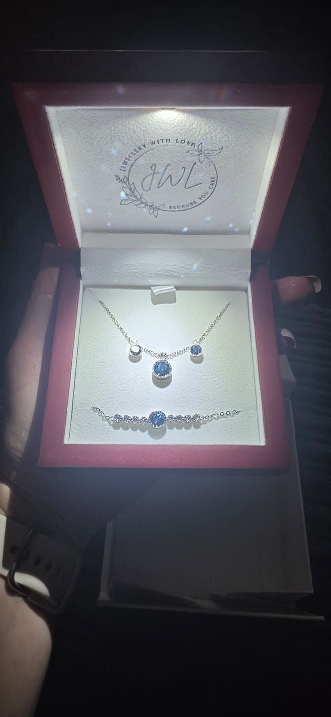 Customer photo review of Classic Round Aquamarine Solitaire Jewellery Crystal Set with Austrian Crystals