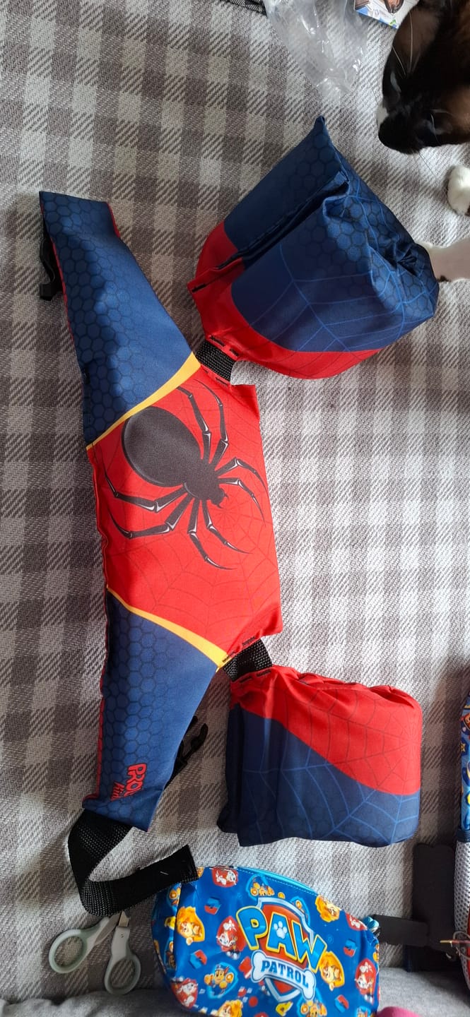 Customer photo review of Colete Flutuador Infantil