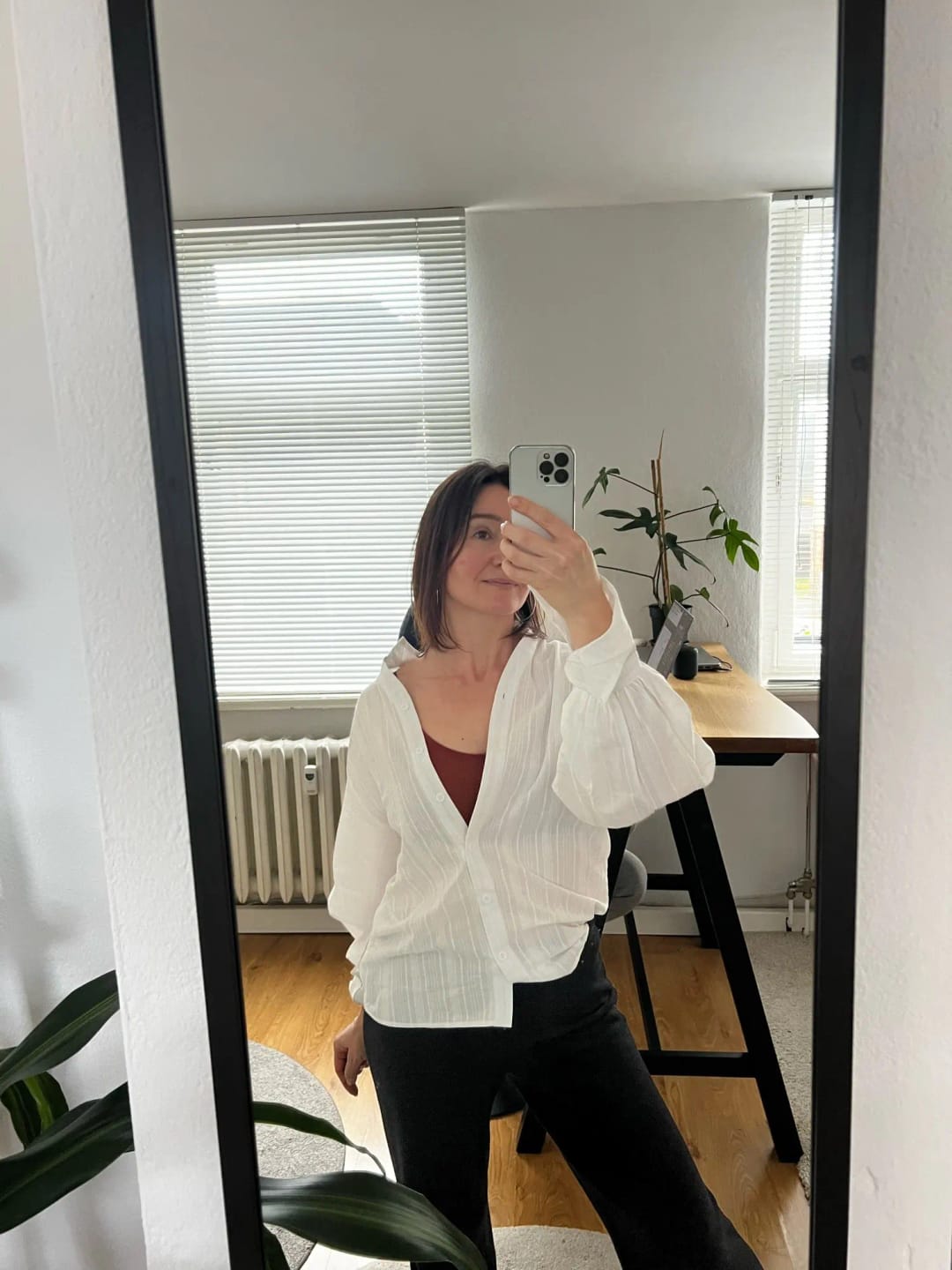 Customer photo review of Marielle Oversized Blouse