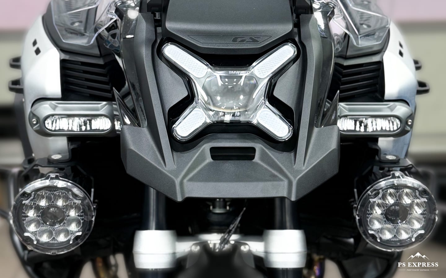 Customer photo review of Under Nose Mount for Motorcycle Lights