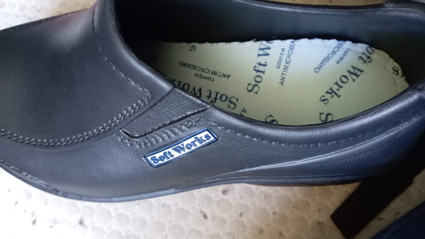 Customer photo review of Zueco Soft Works BB67 Unisex Negro