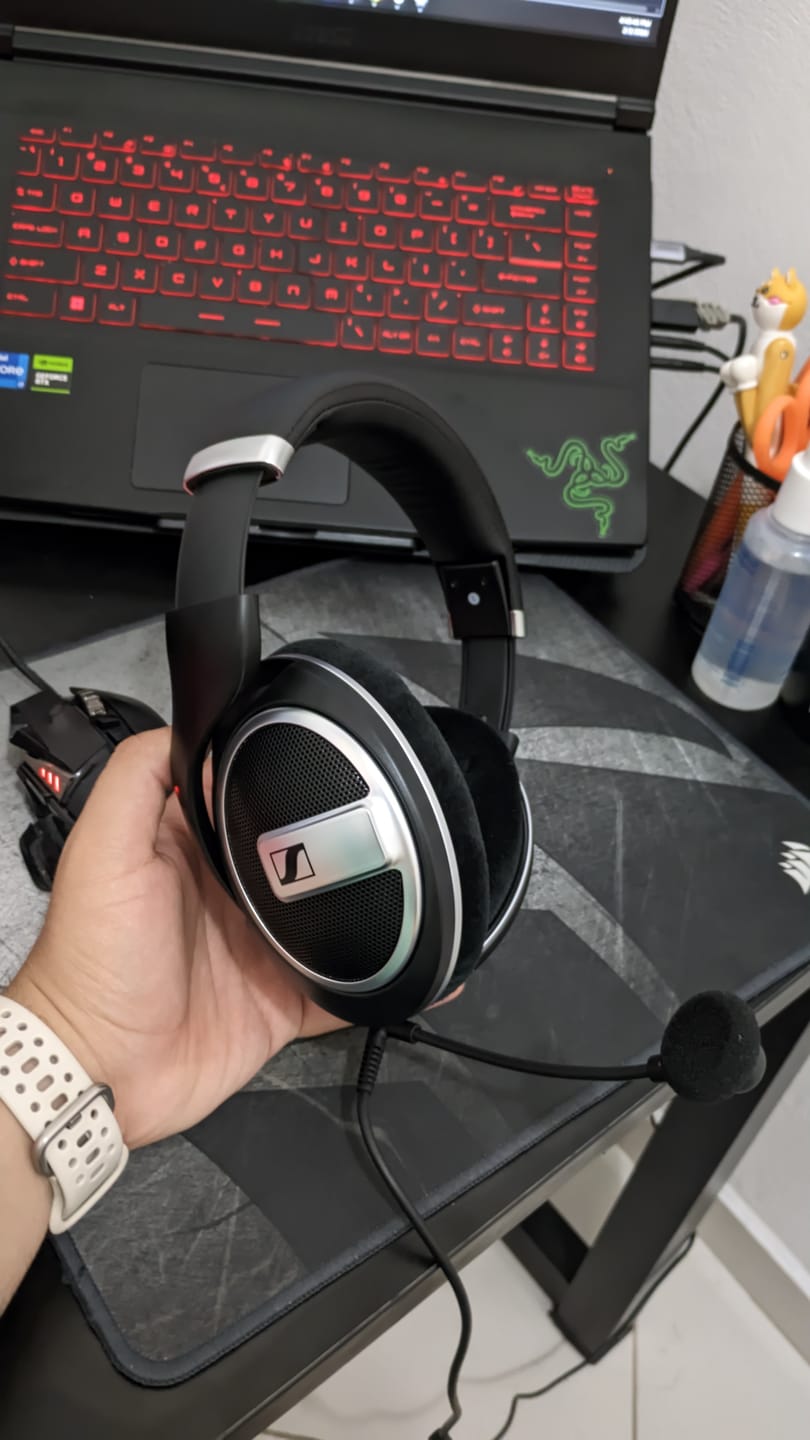 Customer photo review of Micrófono Sennheiser HD 500 BAM Add-on Boom Arm Microphone - Black