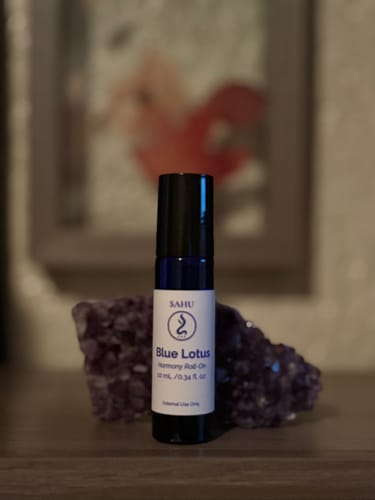 Customer photo review of Blue Lotus Harmony Roll-On 10mL