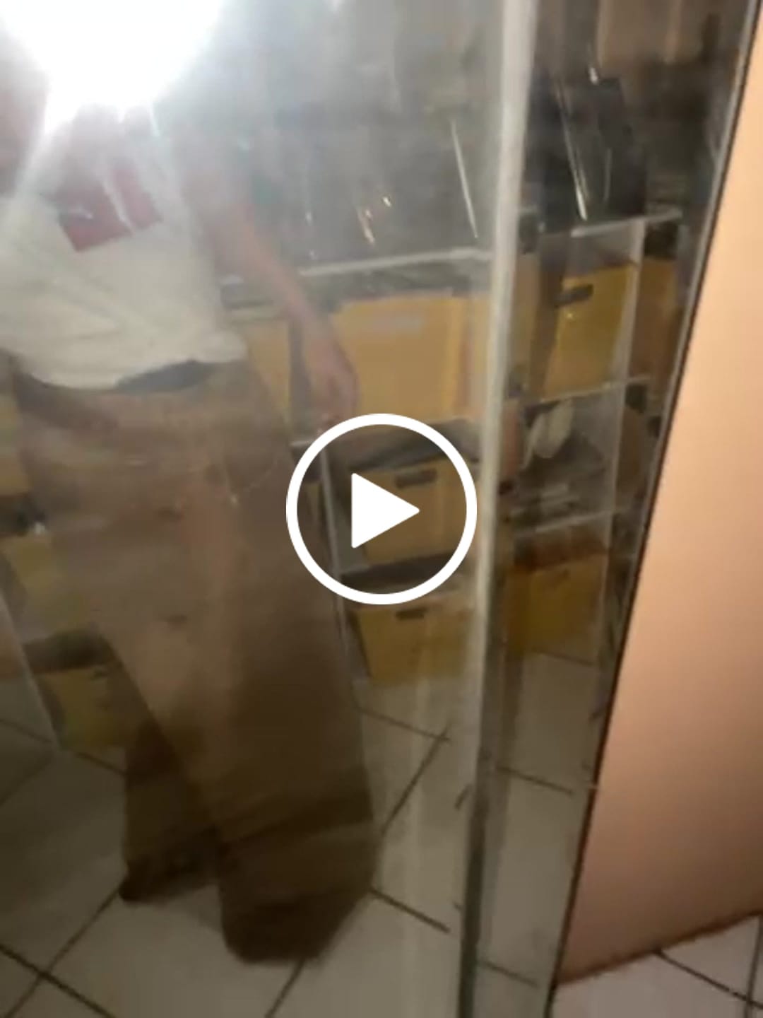 Customer video review of Brown Wash Denim