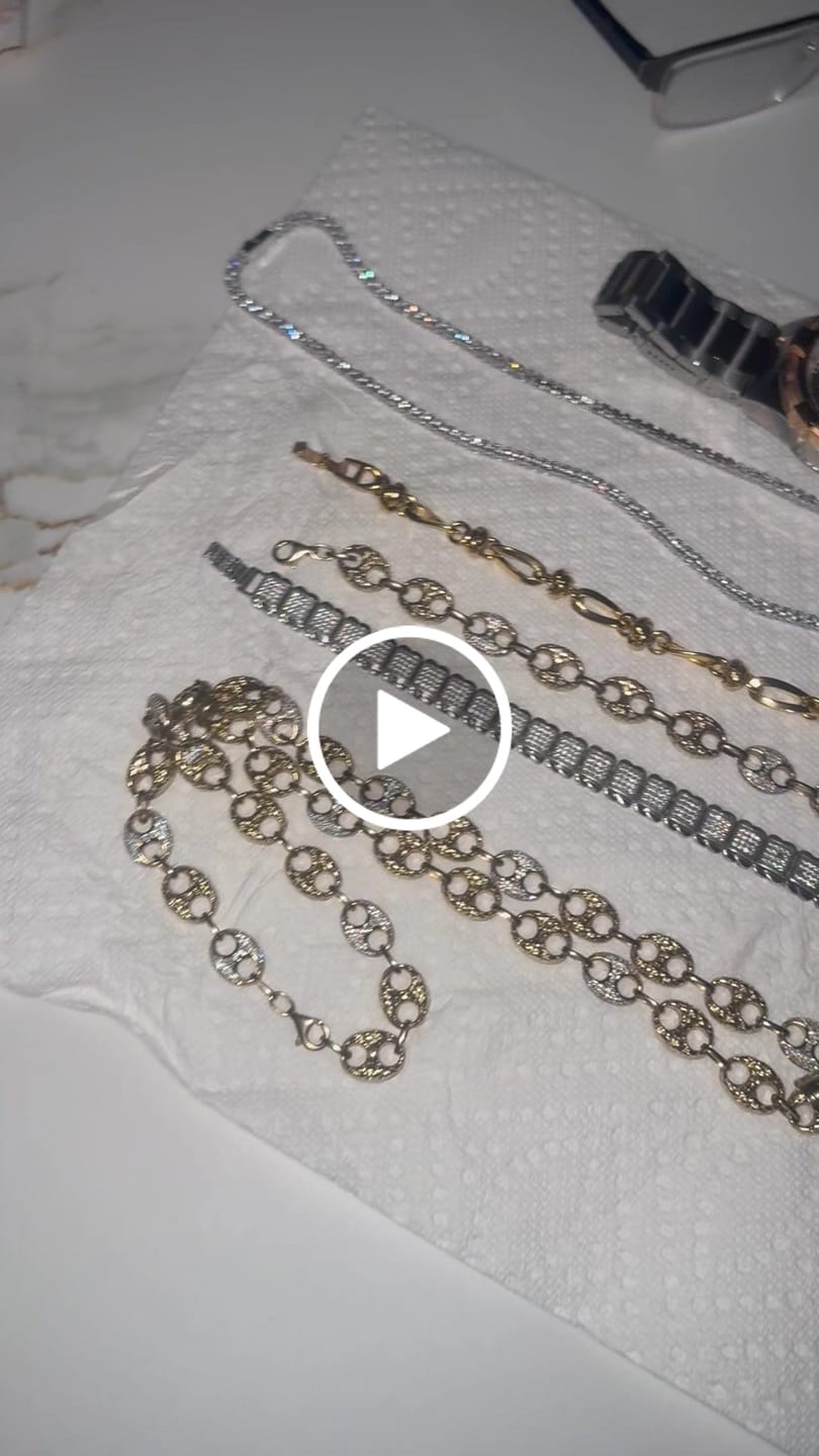 Customer video review of VVS Triple Cross Pendant 14K Gold