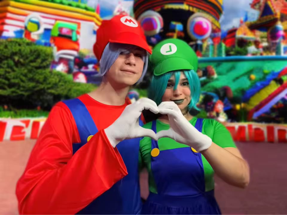 Customer photo review of Mario & Luigi Cosplay Kostüm – Jumpsuit & Kleid Set (Unisex)