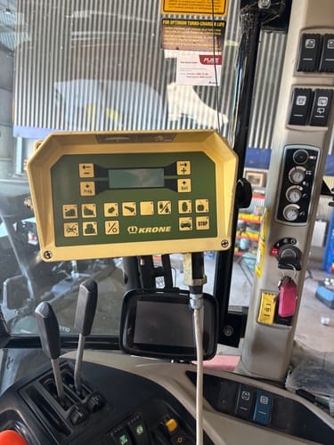 Customer photo review of RAM 2.43" x 1.31" Diamond Base with 1.5" Ball (RAM-238U)