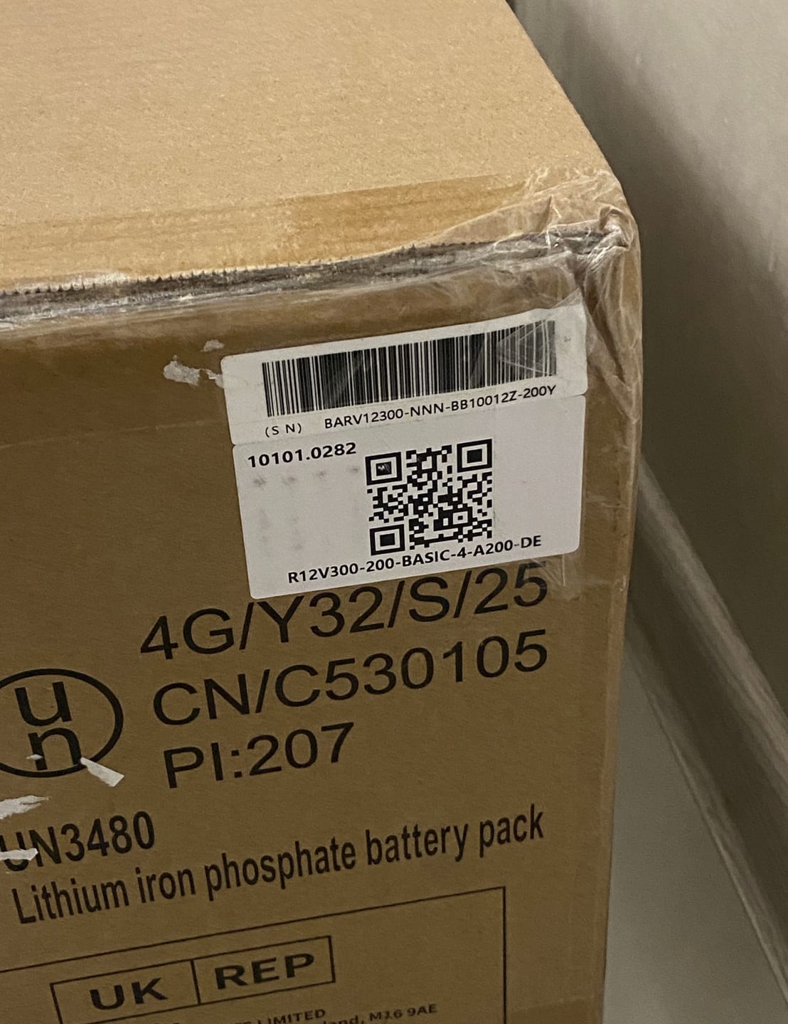 Customer photo review of Befreiung von 19% MwSt - Redodo 12V 300Ah LiFePO4 Akku
