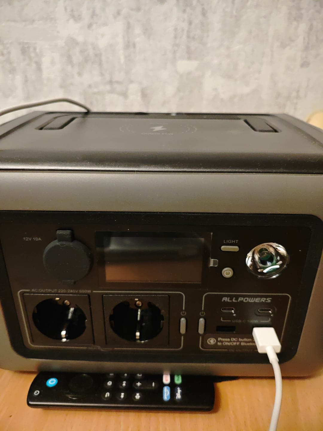 Customer photo review of ALLPOWERS R600 Portable Power Station 600W 299Wh LiFeP04 Battery