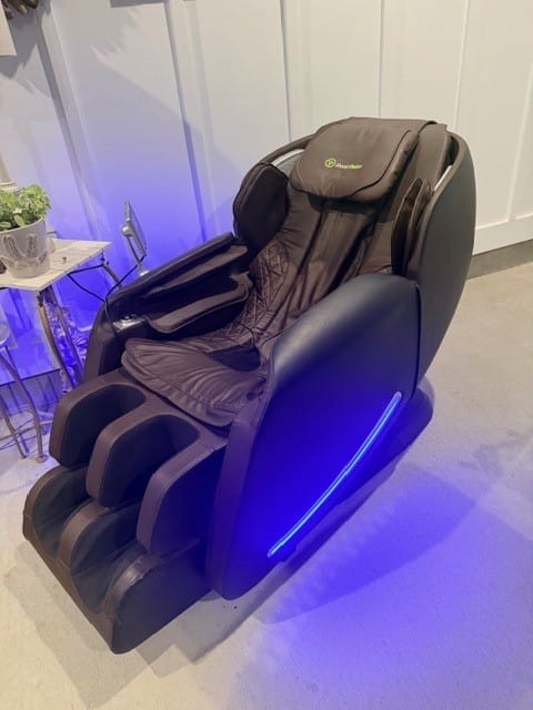 Customer photo review of Favor-06 2026 3D Massage Chair Black