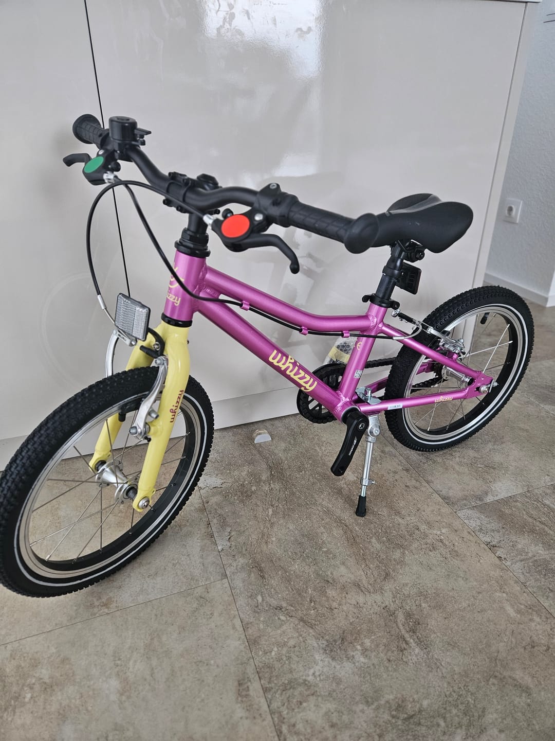 Customer photo review of whizzy Kids XMAS Bike | JuniorCruiser 16'' Fahrrad Leichtgewicht