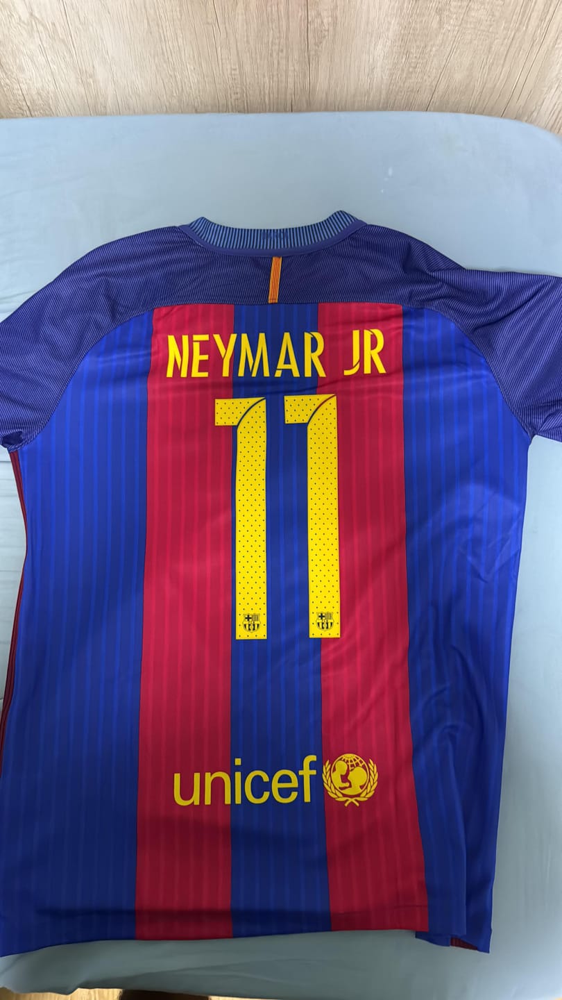 Customer photo review of Camisa Barcelona I 2016/17