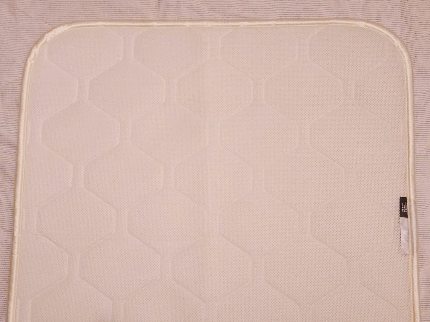 SLEEP HEXAGON 上位版ホルミシスポータブルパッド – SLEEP HEXAGON