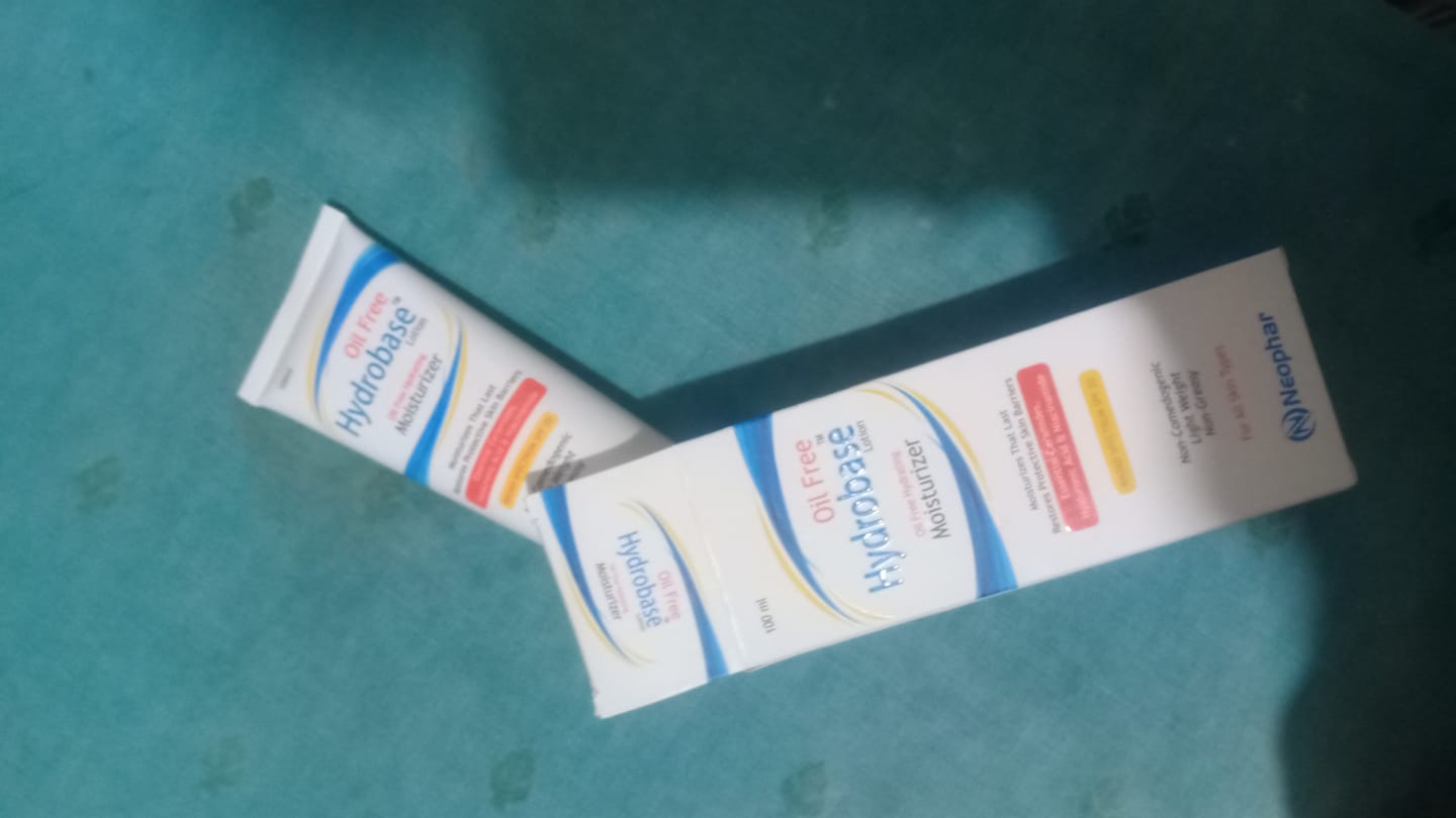 Customer photo review of Hydrobase Oil Free Lotion