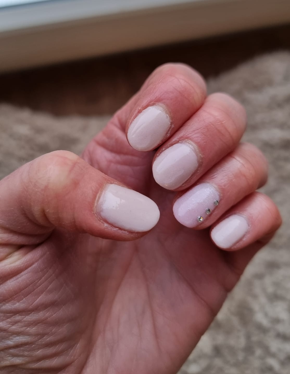 Customer photo review of Khaki Dipping Powder