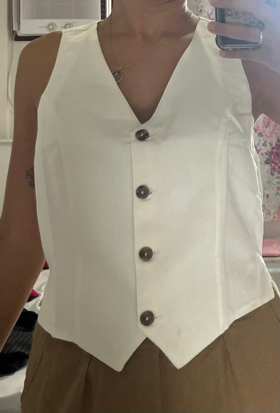 Customer photo review of Colete Calêndula Off White
