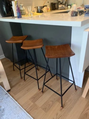 Customer photo review of Bar Taburesi Ahşap Siyah Metal Ayaklı – 65cm