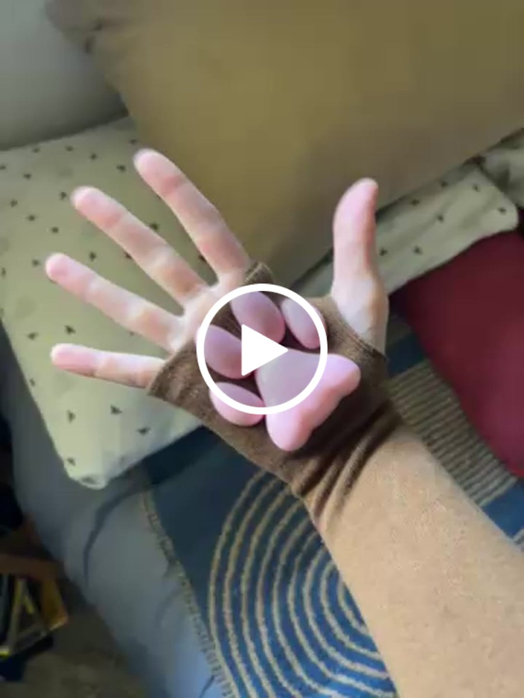 Customer video review of Make-A-Mitten