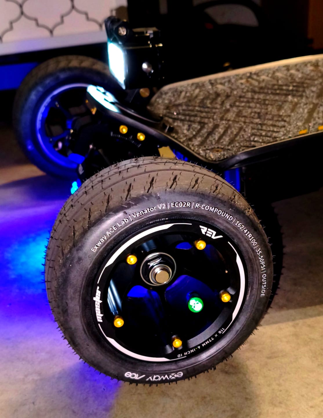 Customer photo review of Exway 162 ACE CST Track Tire