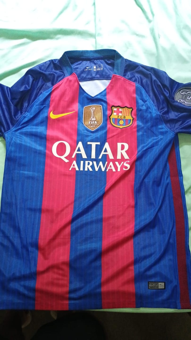 Customer photo review of Camisa Barcelona I 2016/17